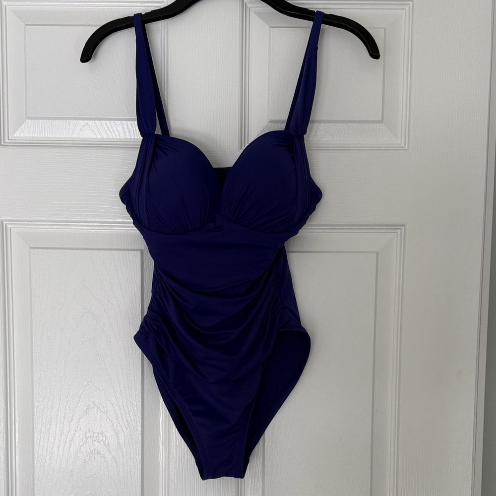 La Blanca Women's One Piece in Rich Purple